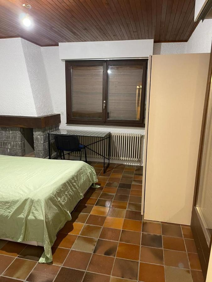 Apartment 5 In The Same House Genf